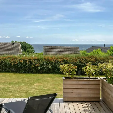 Bright House With Sea View And A Hot Tub On Als *